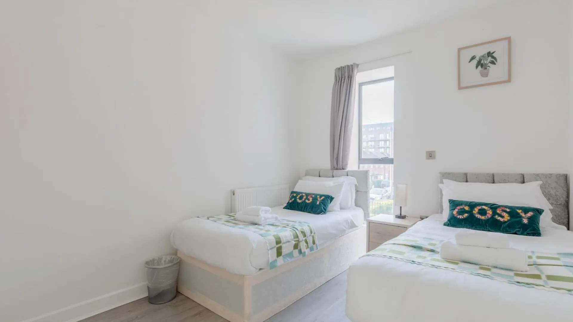 Apartment Spacious 3Bd Flat Near London City Airport
